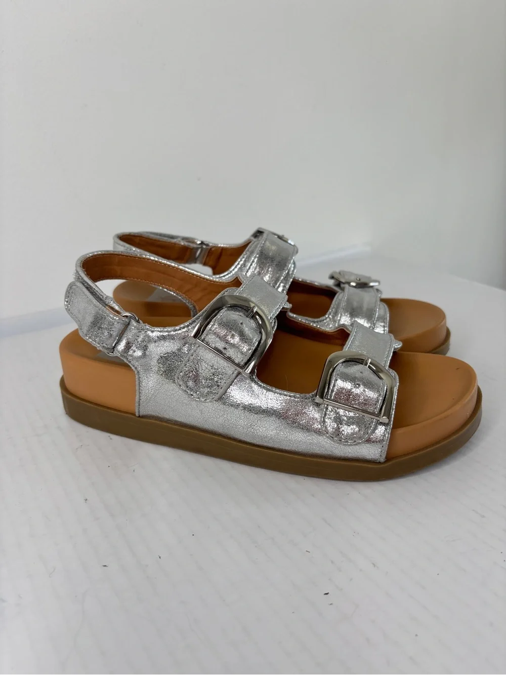 Dolce Vita Alameda Sandals Womens Sz 6.5 Metallic Silver Hook & Loop Ankle Strap